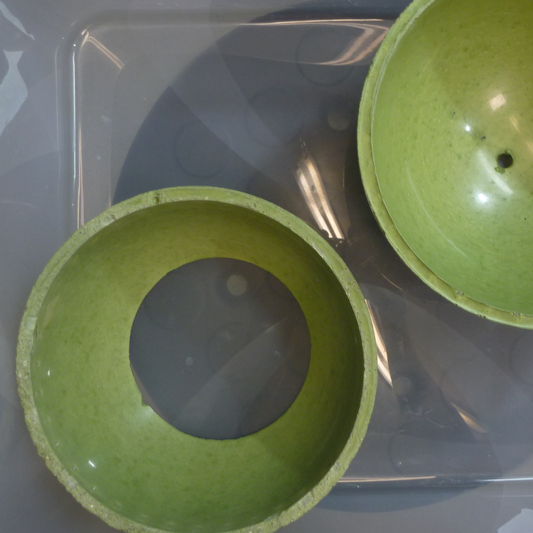 17.245.1sc26 : scutı・shaped・aus der form